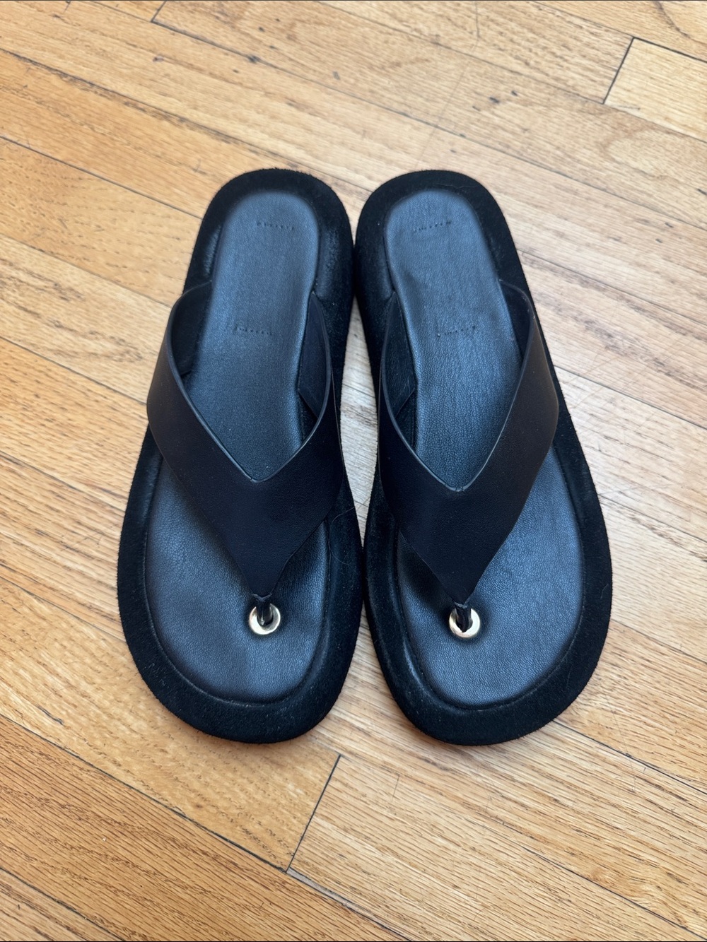 Steve Madden Black Platform Thong Sandals